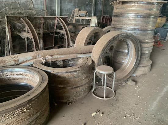 sắt phế liệu giá cao sắt phế liệu giá cao