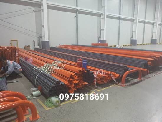 thu mua kệ sắt cũ công nghiệp 