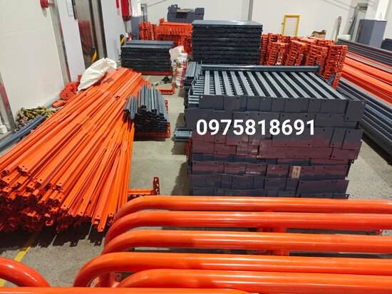 thu mua kệ sắt cũ giá cao 