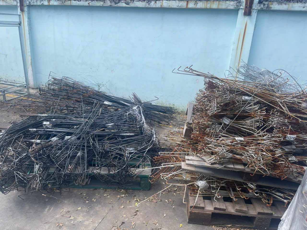 Thu Mua Phế Liệu Tại KCN Tân Kim Giá Cao Uy Tín | Phế Liệu 12H
